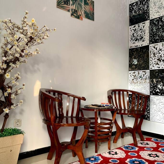 Kayz Villa Batu Dengan Kolam Renang Pribadi Екстериор снимка